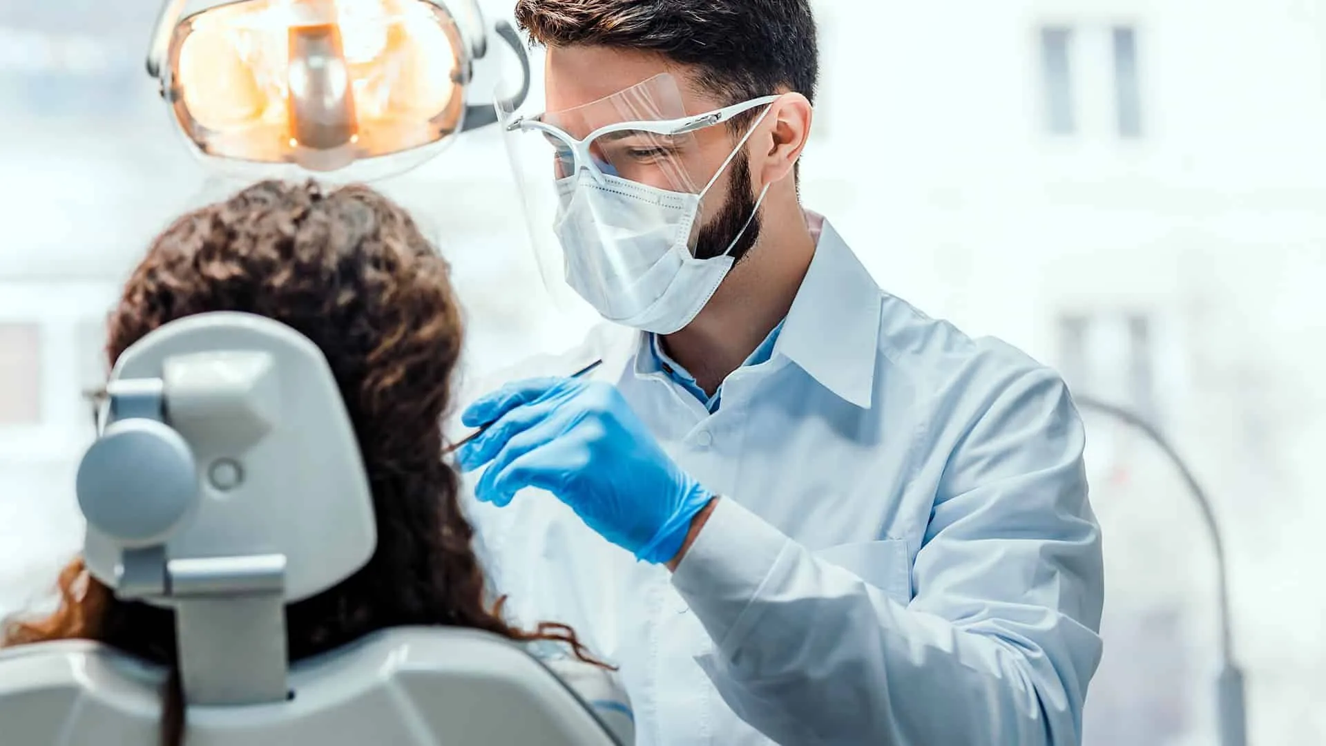 Denizli Diş Beyazlatma Tedavisi: Parlak Gülüşlerin Sırrı | Dentist Denizli